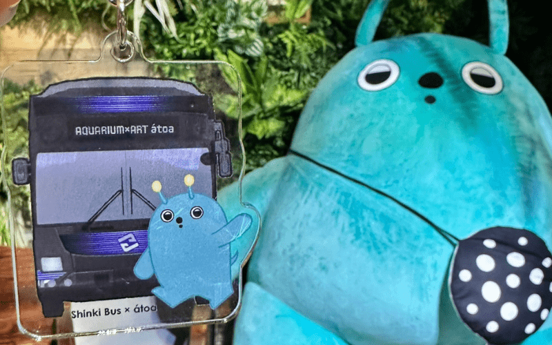 Kobe 1day loop bus ticket　＆　AQUARIUM × ART átoa　＆　オリジナルアクリルキーホルダー