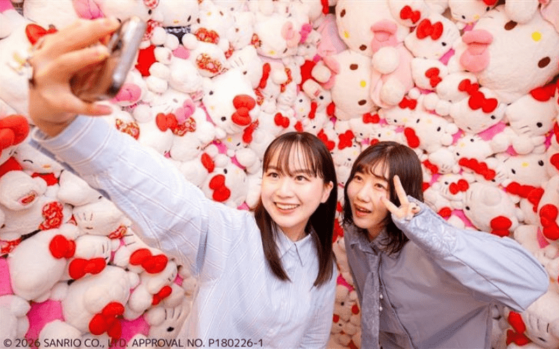 「HELLO KITTY SMILE」直行バスセット券